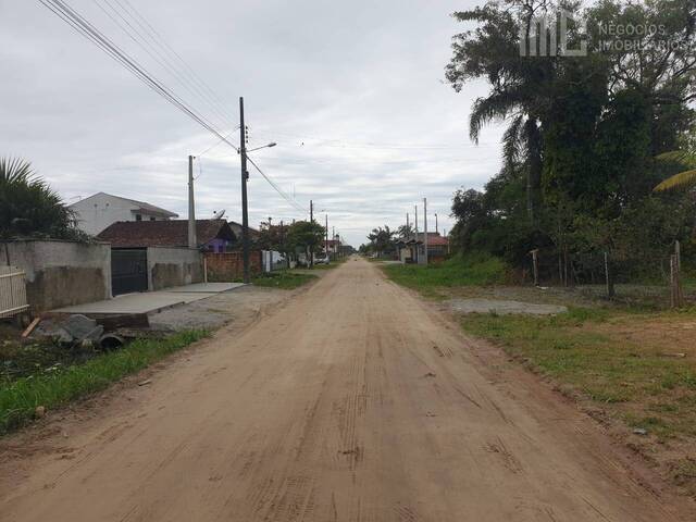 Terreno para Venda em Balneário Barra do Sul - 4