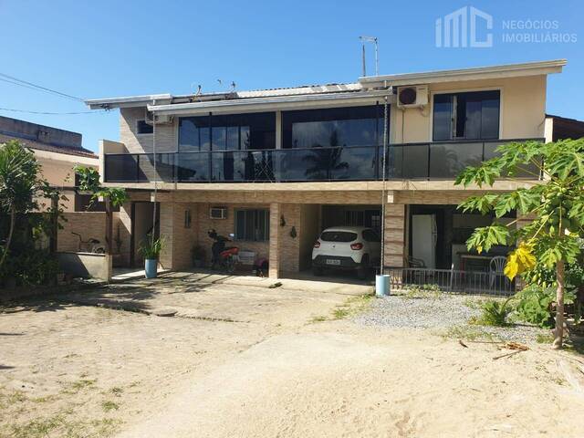 #0123 - Casa para Venda em Balneário Barra do Sul - SC