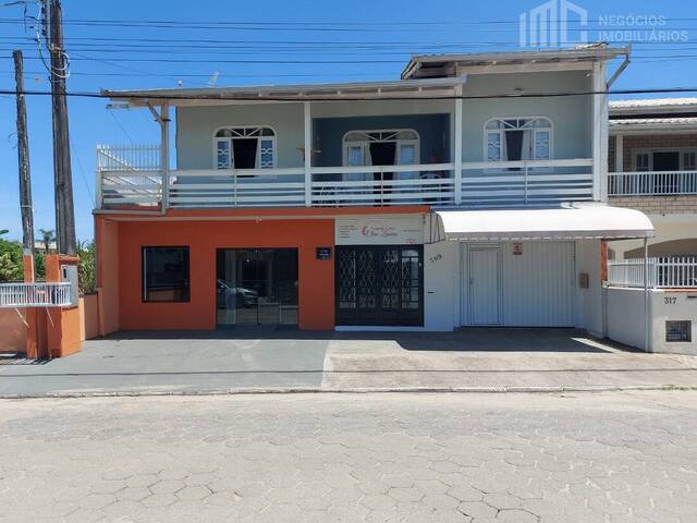 #0174 - Casa para Venda em Balneário Barra do Sul - SC