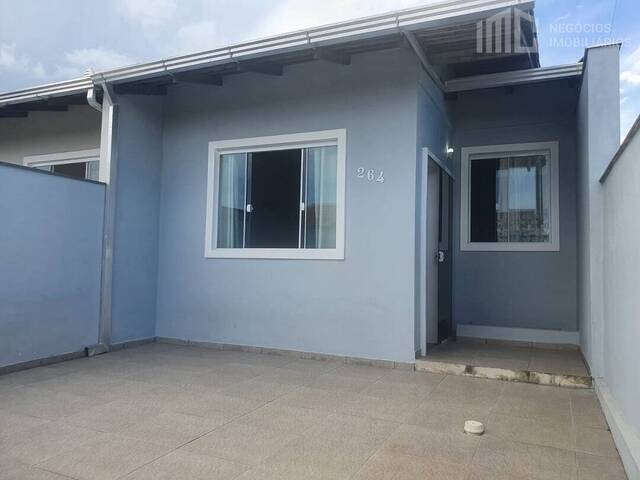 Casa para Venda em Balneário Barra do Sul - 2