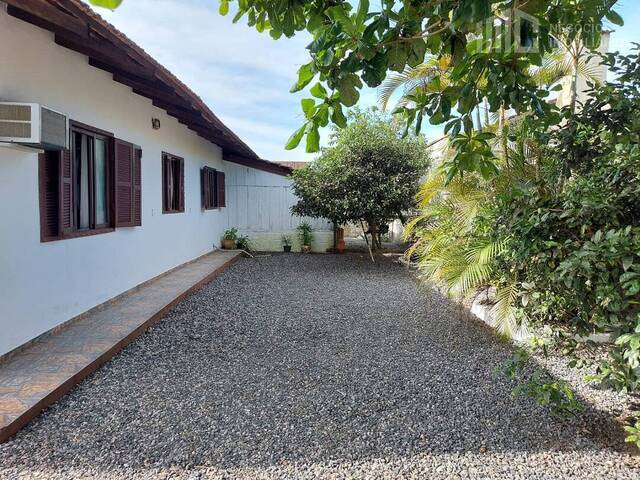Casa para Venda em Balneário Barra do Sul - 5