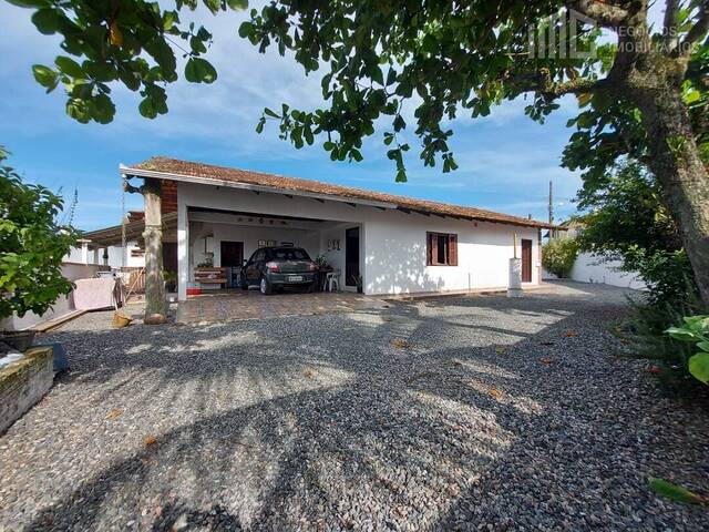 Casa para Venda em Balneário Barra do Sul - 4