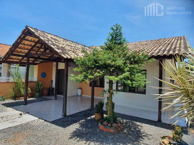 #0391 - Casa para Venda em Balneário Barra do Sul - SC