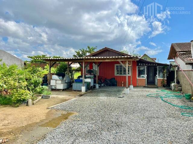 #0432 - Casa para Venda em Balneário Barra do Sul - SC