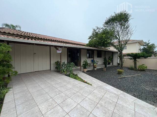 #0550 - Casa para Venda em Balneário Barra do Sul - SC