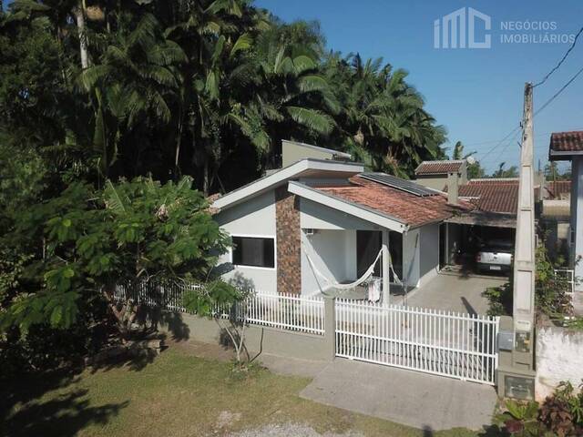 Casa para Venda em Balneário Barra do Sul - 4