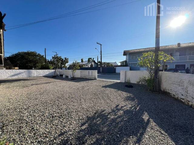 Casa para Venda em Balneário Barra do Sul - 4