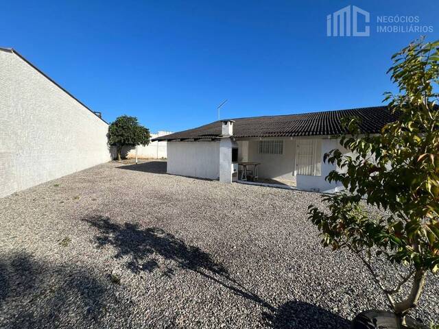 Casa para Venda em Balneário Barra do Sul - 5