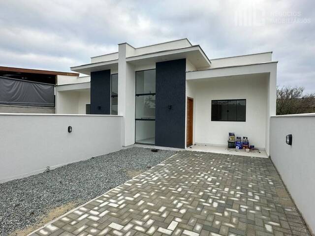#0401 - Casa para Venda em Balneário Barra do Sul - SC