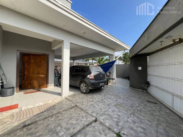 #0590 - Casa para Venda em Balneário Barra do Sul - SC