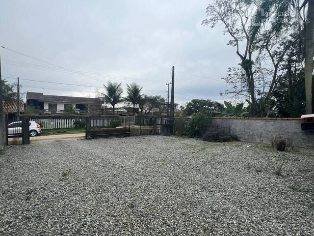#0601 - Casa para Venda em Balneário Barra do Sul - SC