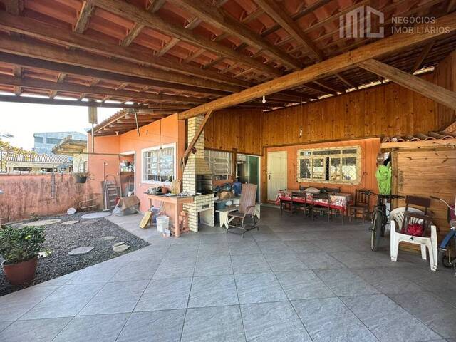 #0605 - Casa para Venda em Balneário Barra do Sul - SC