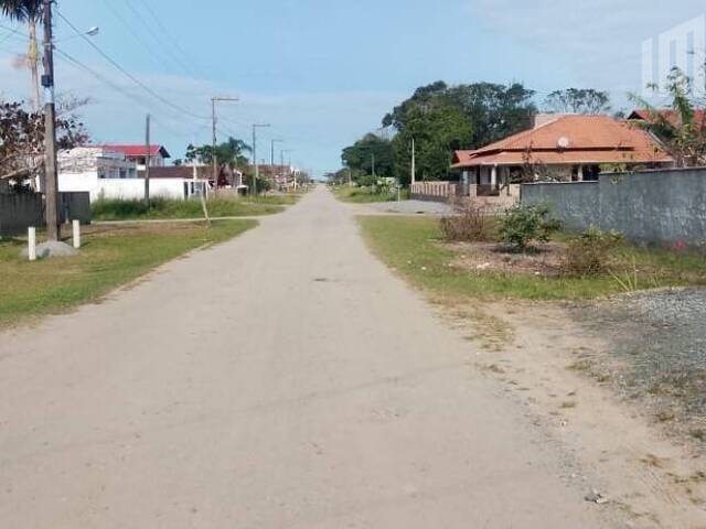 #0617 - Casa para Venda em Balneário Barra do Sul - SC