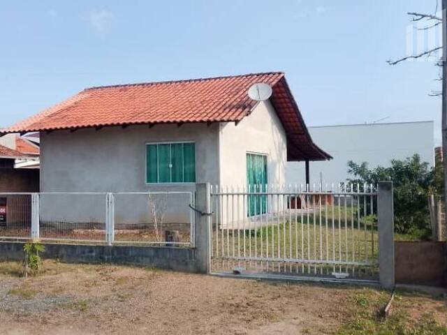 #0617 - Casa para Venda em Balneário Barra do Sul - SC