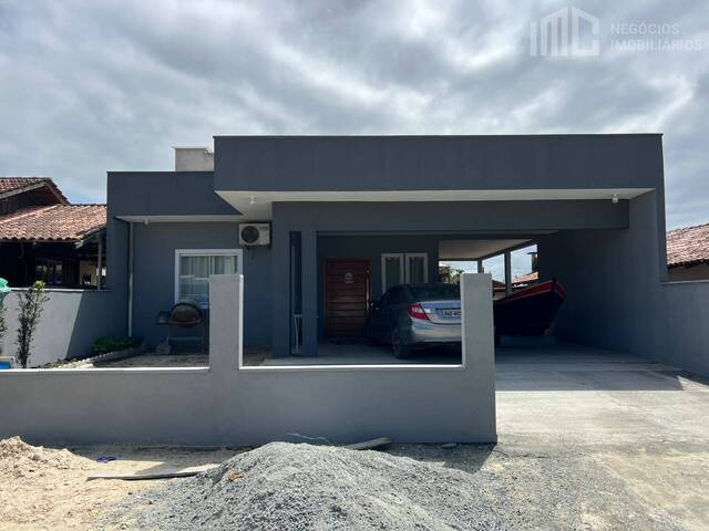 #0625 - Casa para Venda em Balneário Barra do Sul - SC