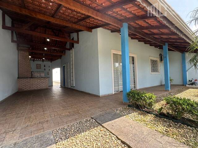 #0588 - Casa para Venda em Balneário Barra do Sul - SC