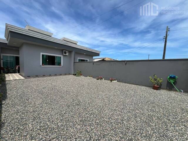 Casa para Venda em Balneário Barra do Sul - 3