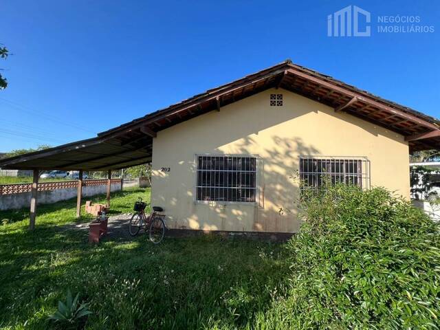 #0704 - Casa para Venda em Balneário Barra do Sul - SC