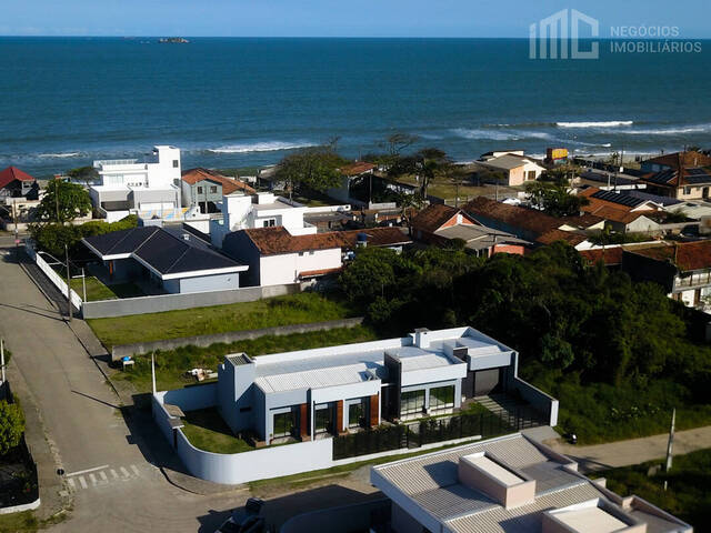 #0619 - Casa para Venda em Balneário Barra do Sul - SC
