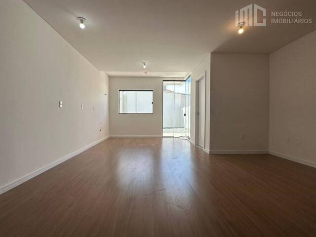 Casa para Venda em Balneário Barra do Sul - 5