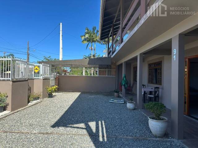 Casa para Venda em Balneário Barra do Sul - 3