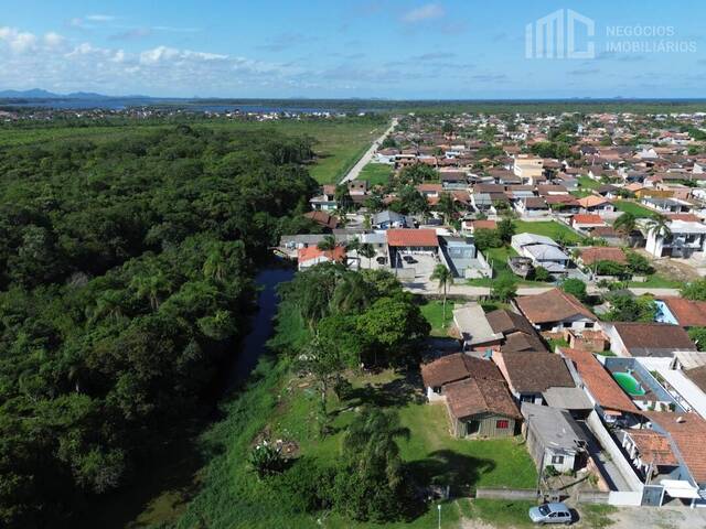 Casa para Venda em Balneário Barra do Sul - 2