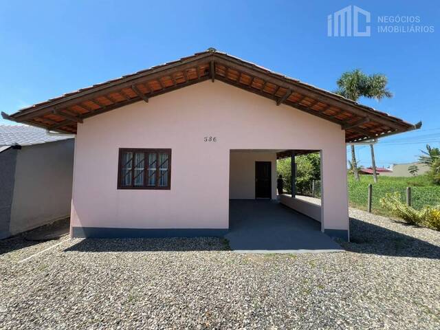 Venda em Salinas - Balneário Barra do Sul