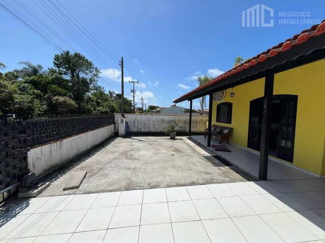 #0840 - Casa para Venda em Balneário Barra do Sul - SC