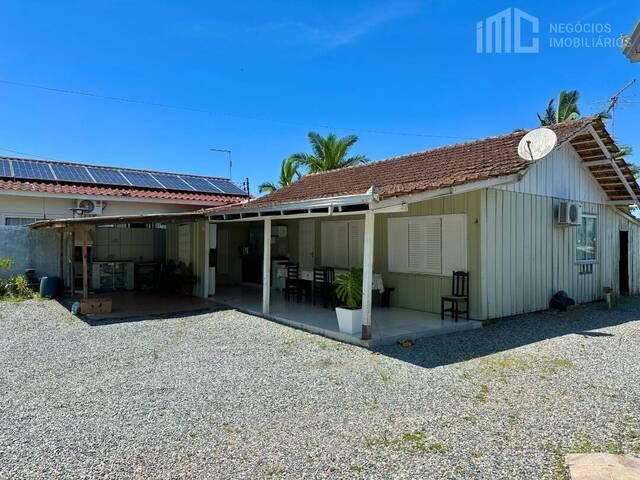 Casa para Venda em Balneário Barra do Sul - 5