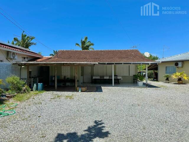 Casa para Venda em Balneário Barra do Sul - 4