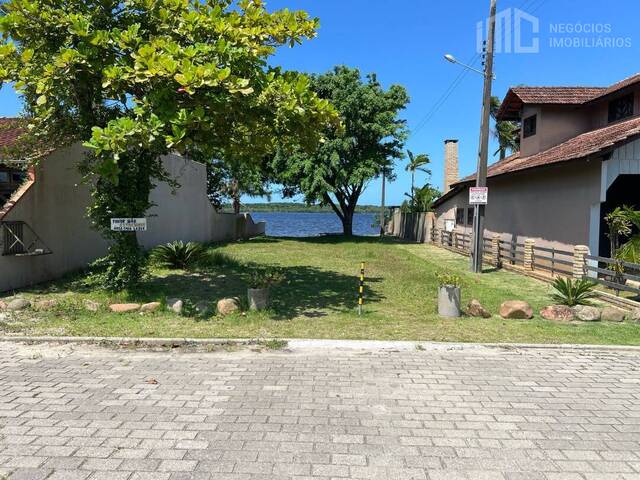 Casa para Venda em Balneário Barra do Sul - 5