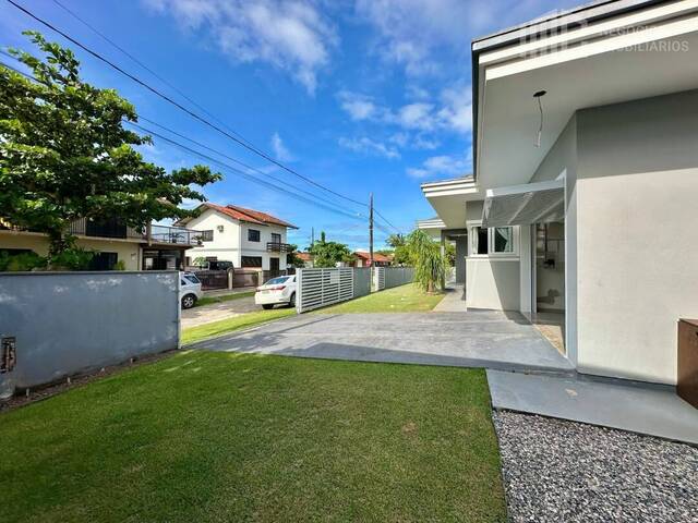 Casa para Venda em Balneário Barra do Sul - 3
