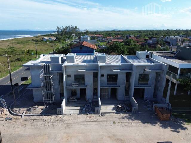 Casa para Venda em Balneário Barra do Sul - 1