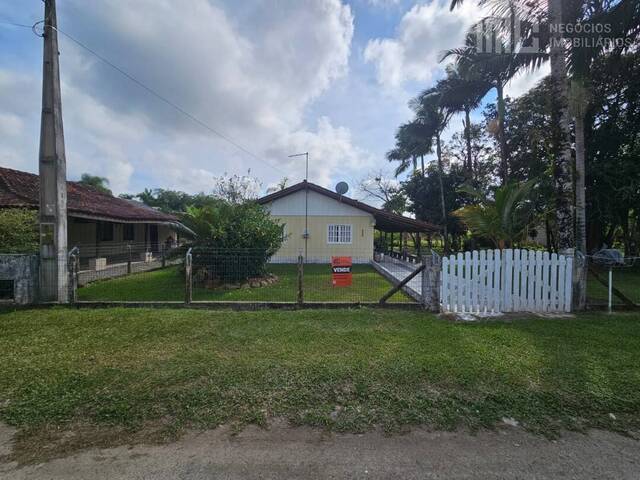 #0554 - Casa para Venda em Balneário Barra do Sul - SC