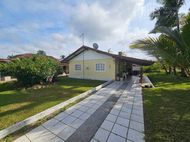 #0554 - Casa para Venda em Balneário Barra do Sul - SC
