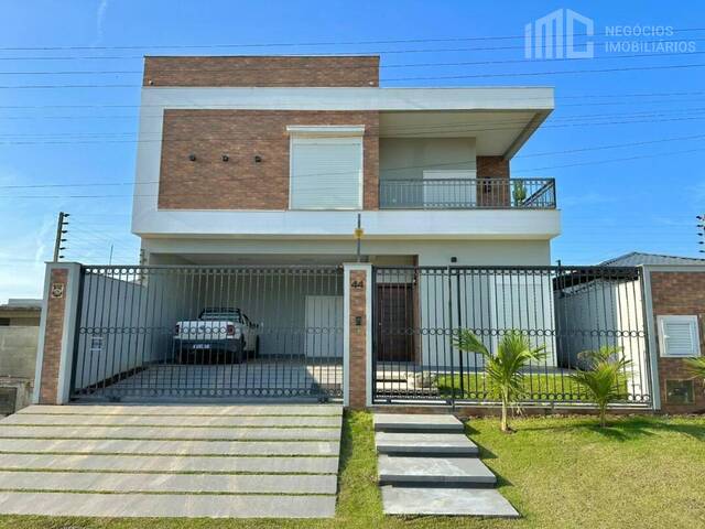 Casa para Venda em Balneário Barra do Sul - 2