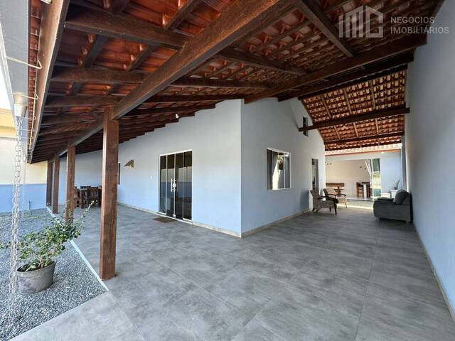Casa para Venda em Balneário Barra do Sul - 4