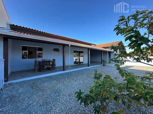 #0988 - Casa para Venda em Balneário Barra do Sul - SC - 1