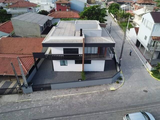 Casa para Venda em Balneário Barra do Sul - 4