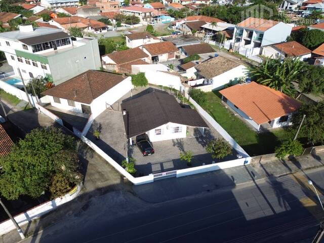 Casa para Venda em Balneário Barra do Sul - 3