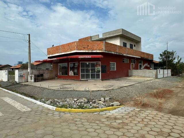 Venda em Salinas - Balneário Barra do Sul