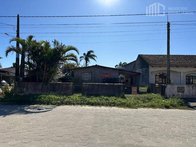 Venda em Salinas - Balneário Barra do Sul