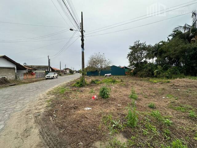 Casa em condomínio para Venda em Balneário Barra do Sul - 2
