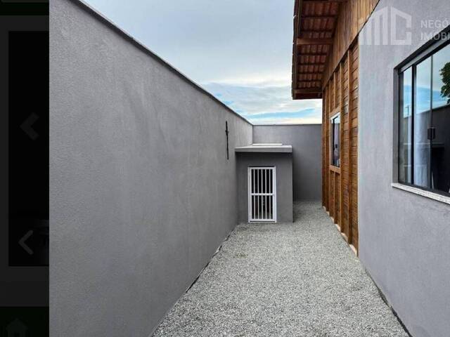 Casa para Venda em Balneário Barra do Sul - 4