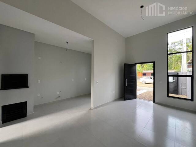 Casa para Venda em Balneário Barra do Sul - 2