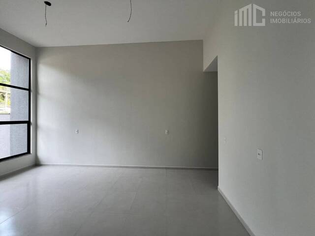 Casa para Venda em Balneário Barra do Sul - 3