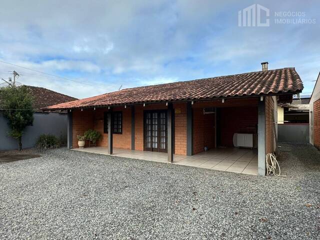 Casa para Venda em Balneário Barra do Sul - 3