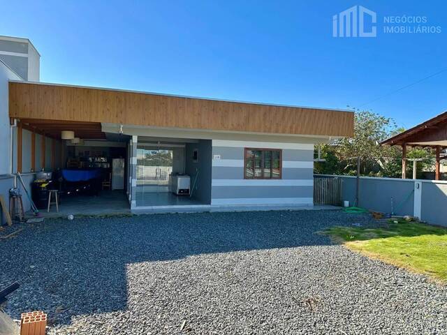 Casa para Venda em Balneário Barra do Sul - 3