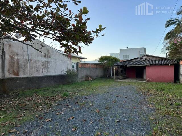 Terreno para Venda em Balneário Barra do Sul - 4