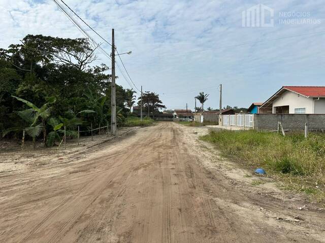 Casa para Venda em Balneário Barra do Sul - 4